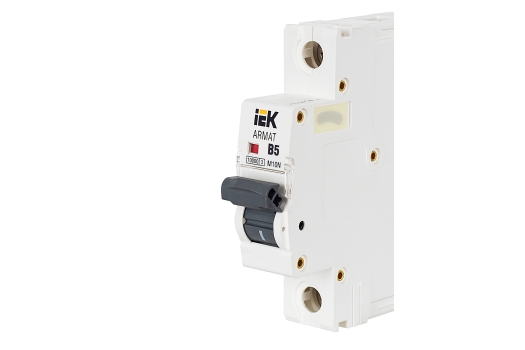ARMAT Автоматический выключатель M10N 1P B 5А IEK